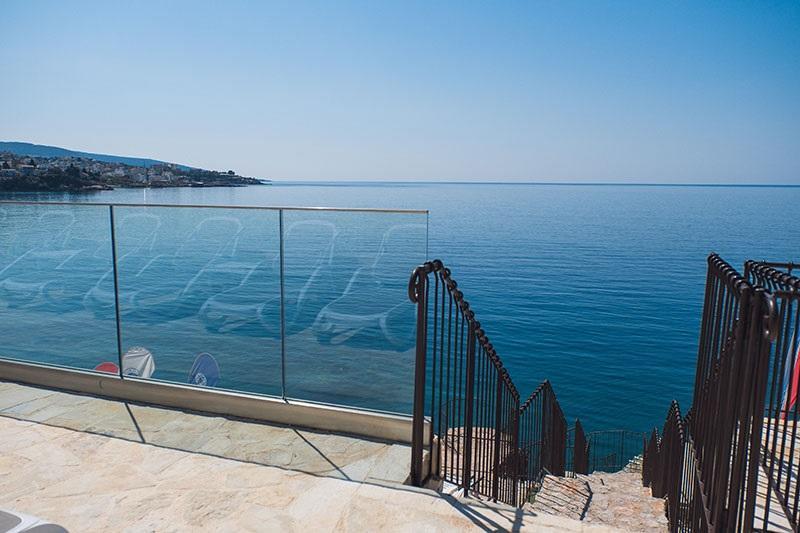 Apartment Victoria Добра вода Екстериор снимка