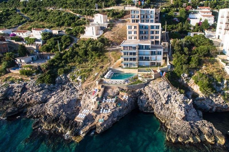 Apartment Victoria Добра вода Екстериор снимка