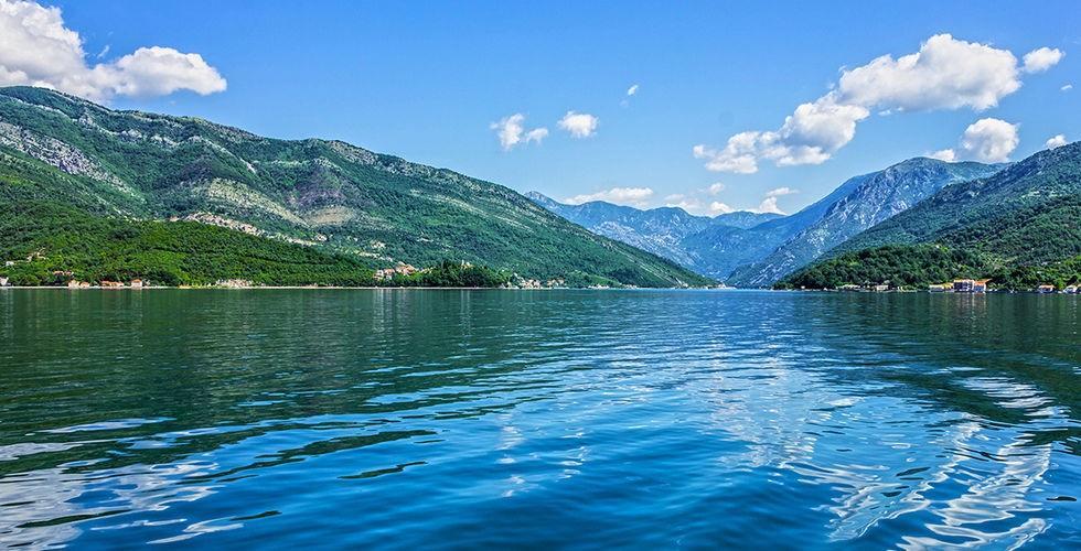 Apartment Victoria Добра вода Екстериор снимка